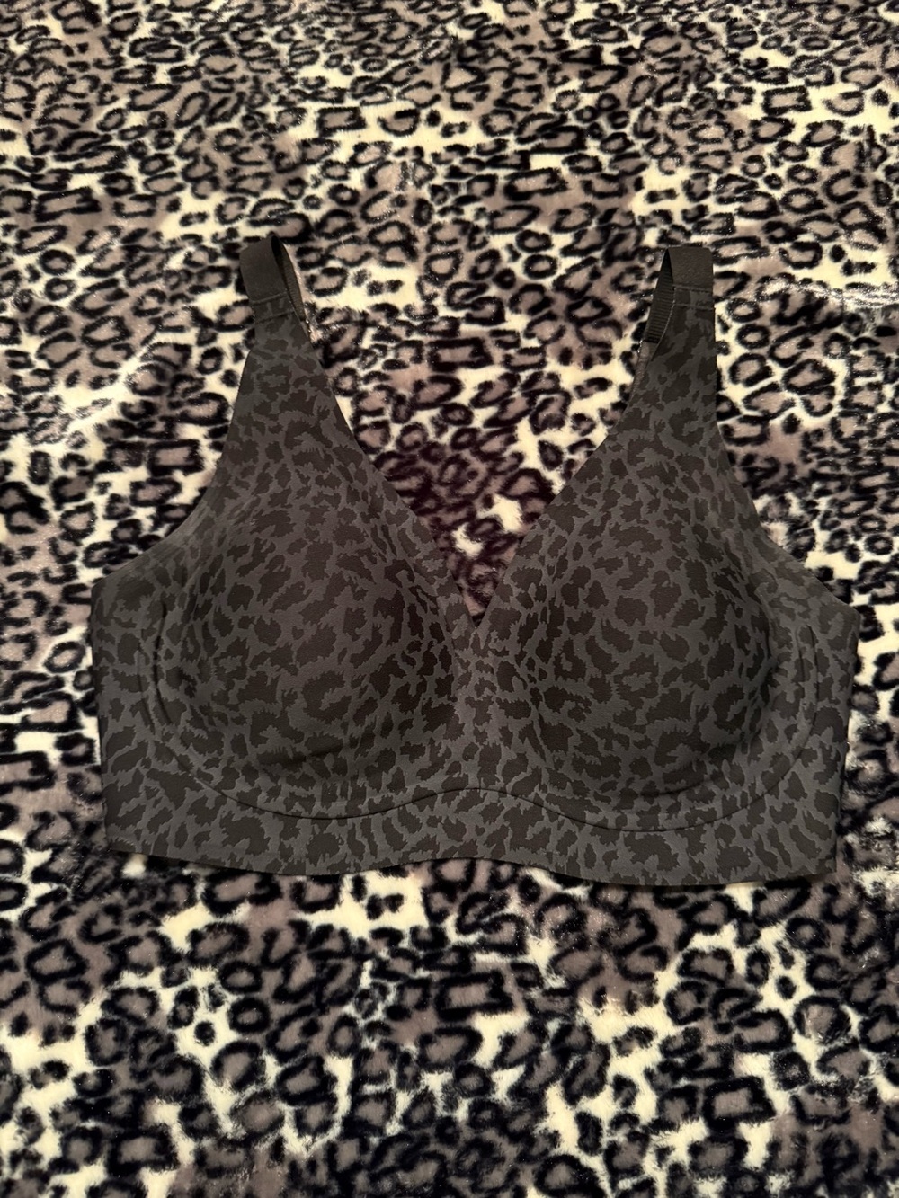 Popilush Seamless Wireless Jelly Leopard Contour Minimizer Support Bra